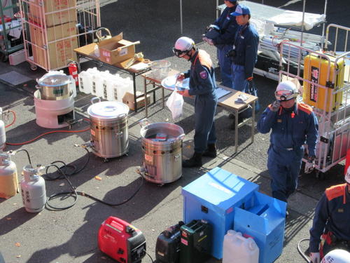 給食訓練の様子