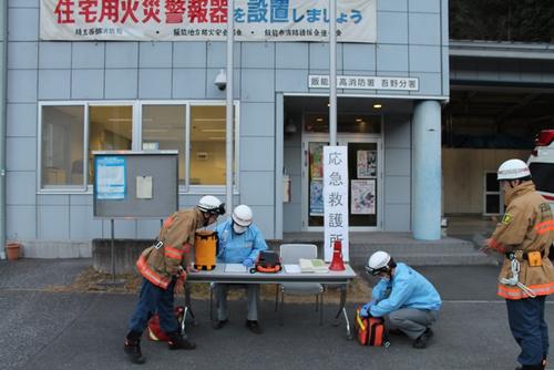 応急救護所設営の様子