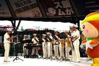 音楽隊の演奏