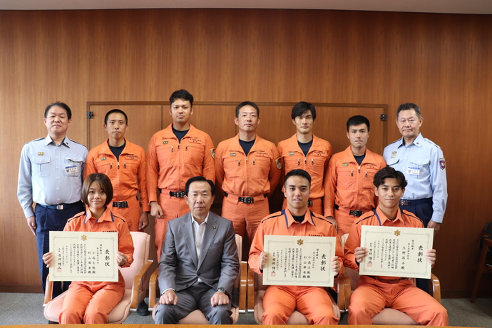 谷ケ﨑管理者との集合写真