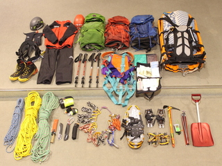山岳救助資機材の写真