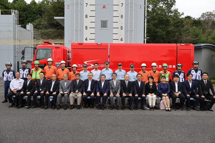 埼玉西部消防組合議会議員研修会集合写真