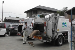 人形による挟まれ事故例